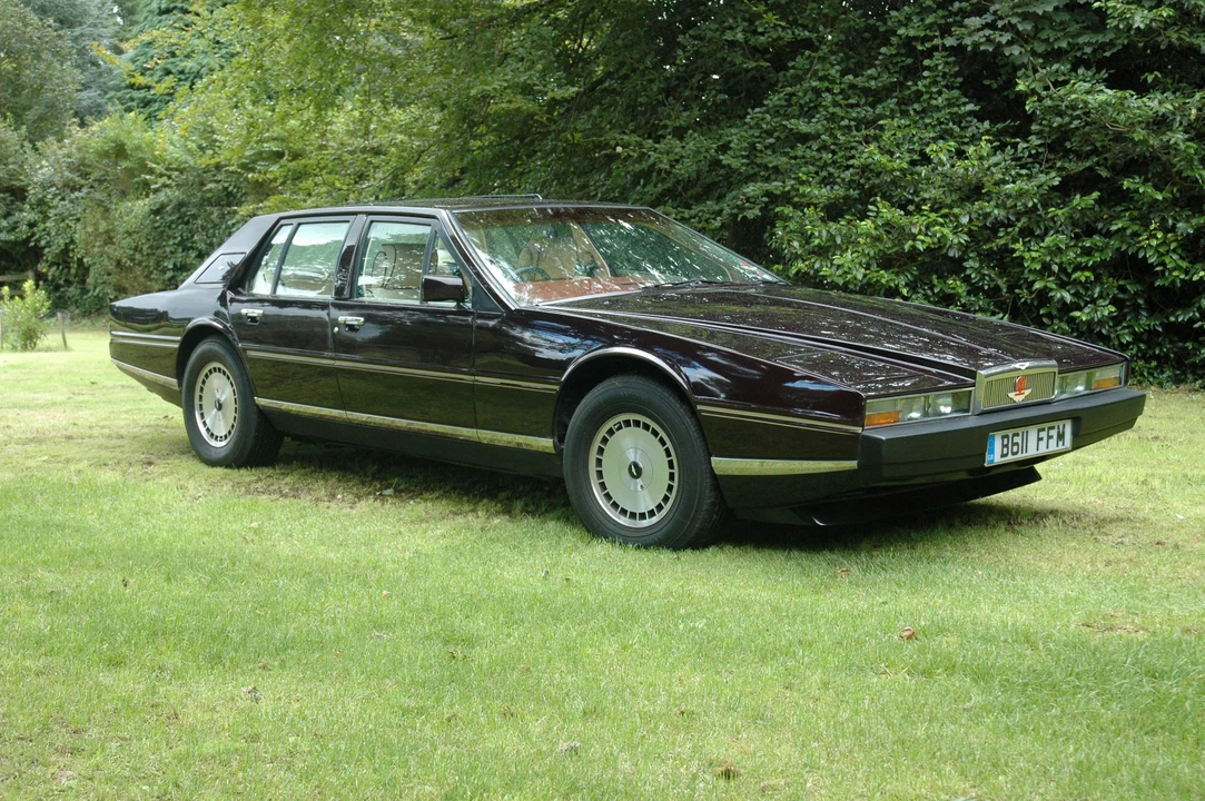 1985 Aston Martin Lagonda - Image 2 of 7