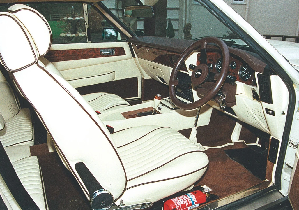 1985 Aston Martin AM V8 - Image 2 of 2