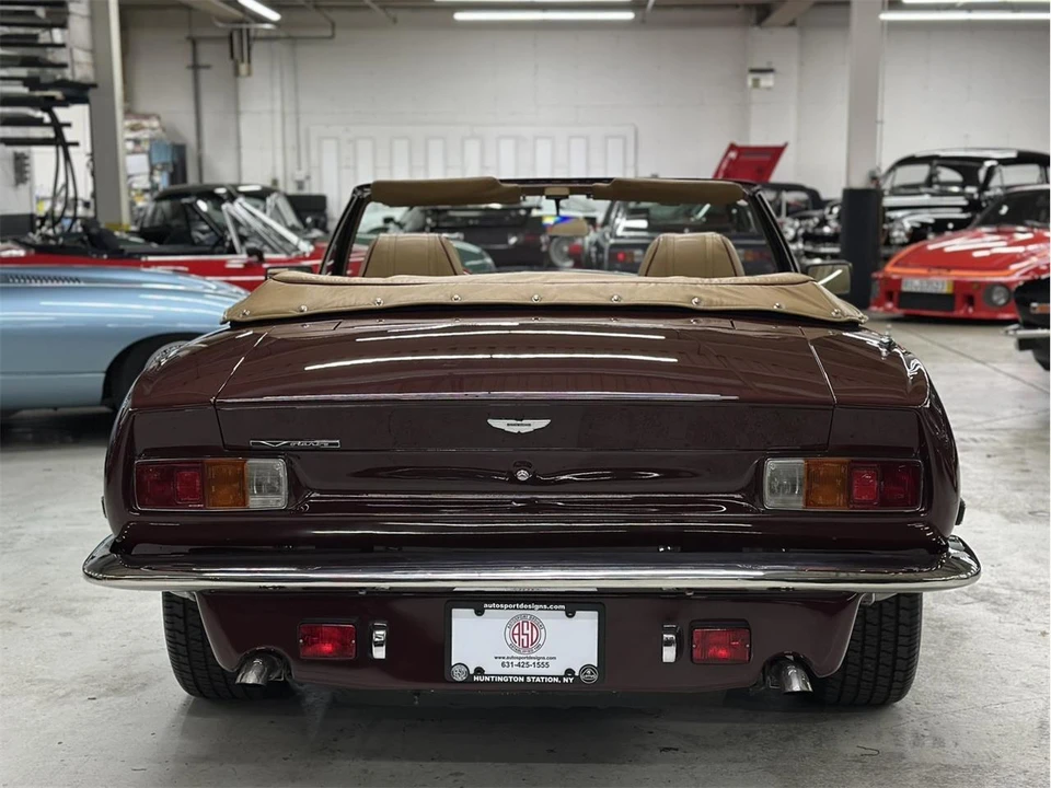 1985 Aston Martin DBS V8 & V8 & V8 Vantage - Image 9 of 31