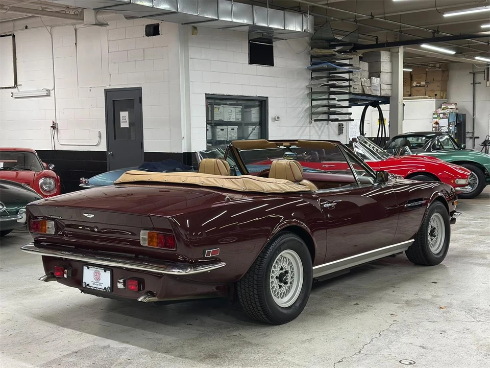 1985 Aston Martin DBS V8 & V8 & V8 Vantage - Image 11 of 31