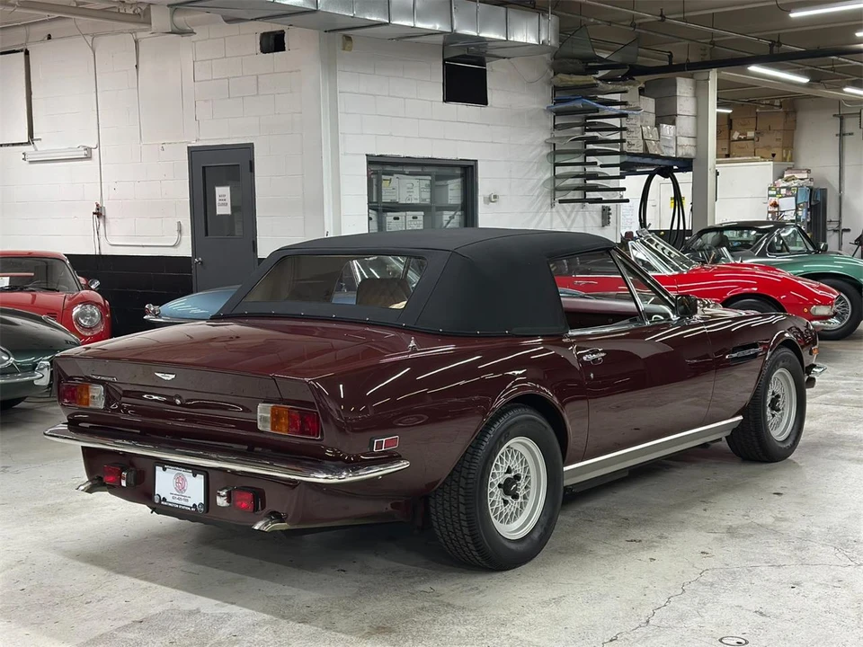 1985 Aston Martin DBS V8 & V8 & V8 Vantage - Image 12 of 31