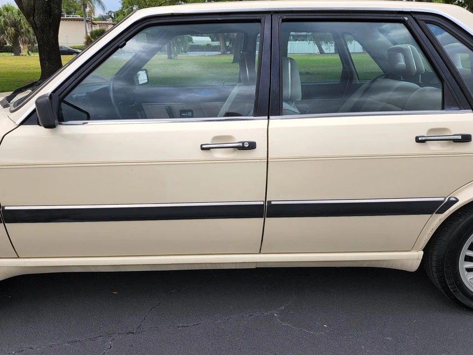 1985 Audi B2 80 & 90 & 4000 - Image 27 of 31