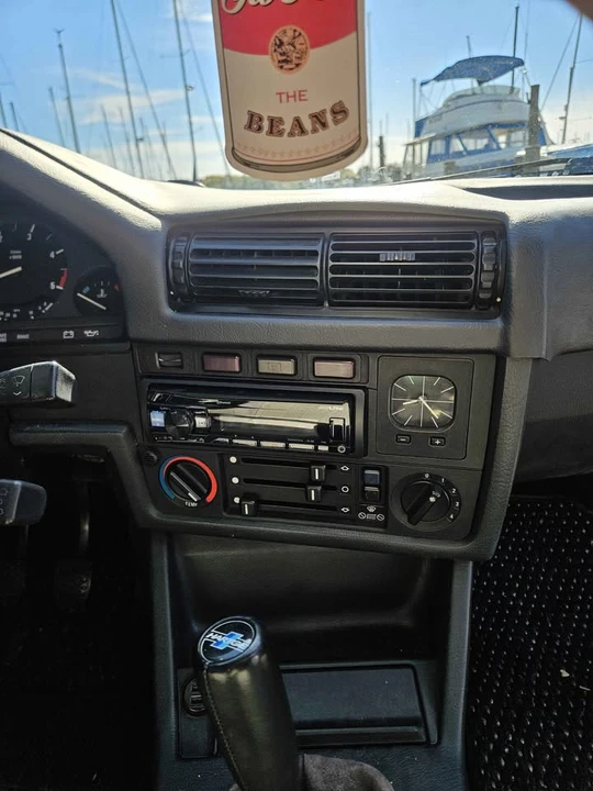 1985 BMW E30 3 Series - Image 11 of 16