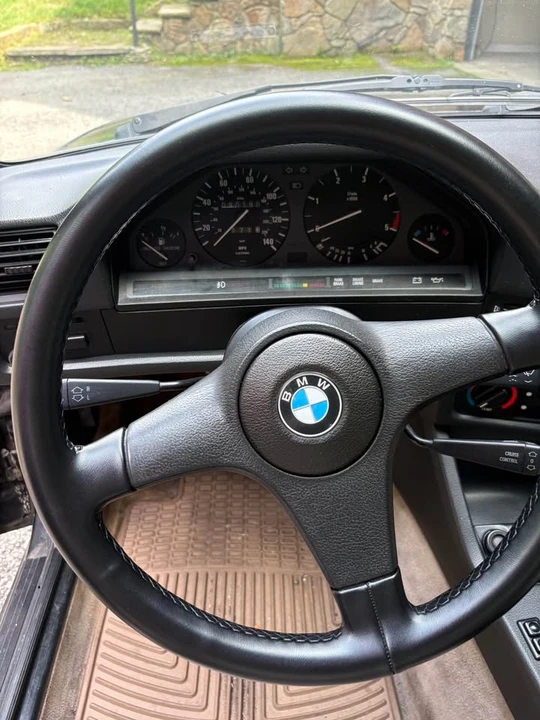 1985 BMW E30 3 Series - Image 11 of 17