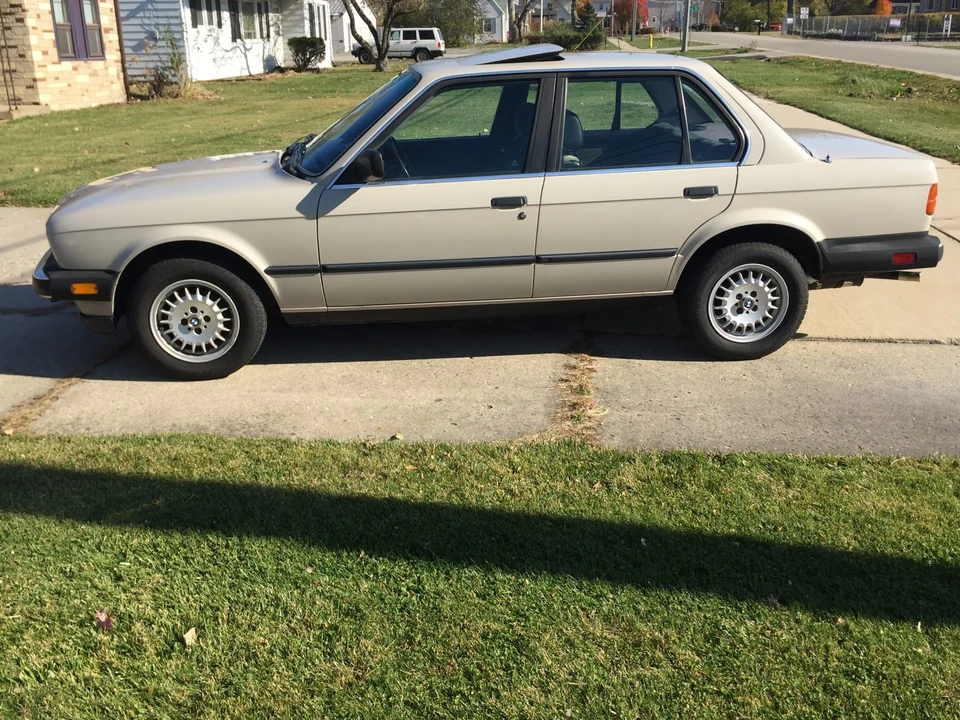 1985 BMW E30 3 Series - Image 19 of 31