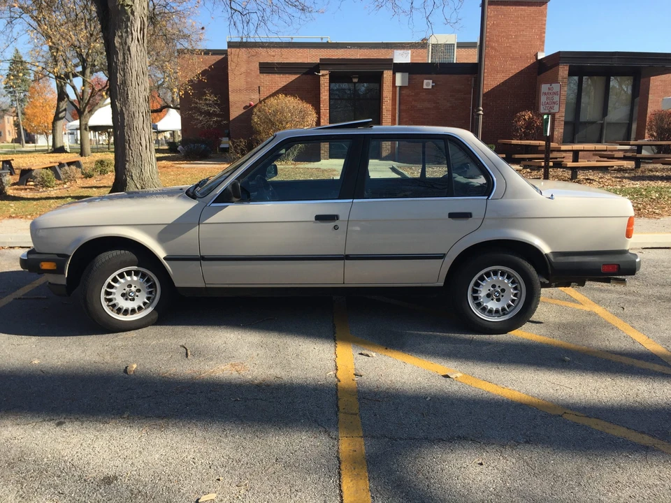 1985 BMW E30 3 Series - Image 20 of 31