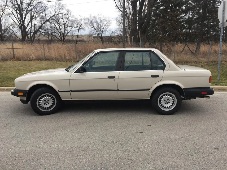 1985 BMW E30 3 Series - Image 21 of 31