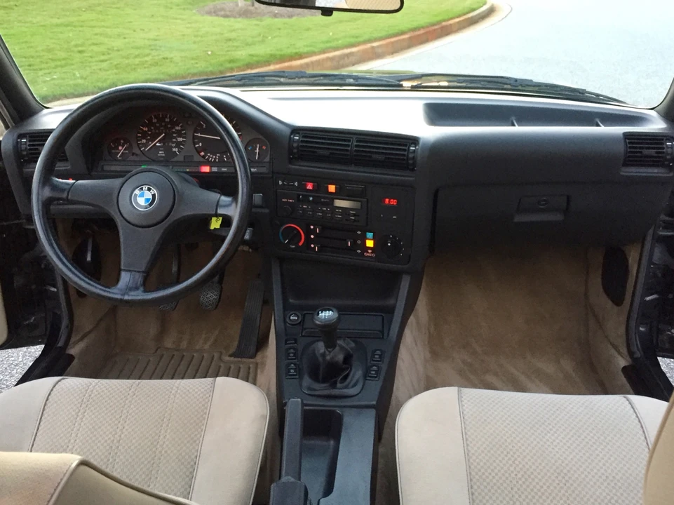 1985 BMW E30 3 Series - Image 25 of 31