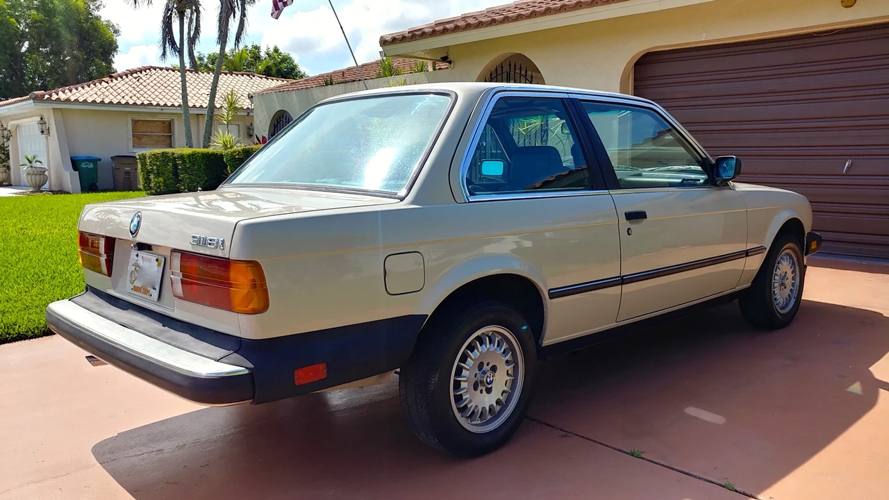 1985 BMW E30 3 Series - Image 5 of 31