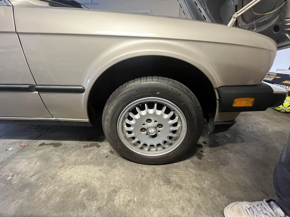 1985 BMW E30 3 Series - Image 11 of 31