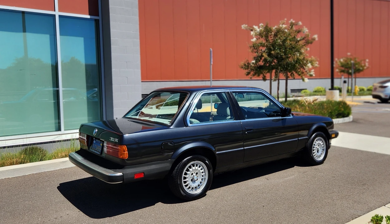 1985 BMW E30 3 Series - Image 23 of 31