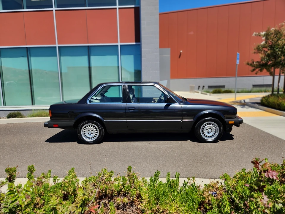 1985 BMW E30 3 Series - Image 25 of 31