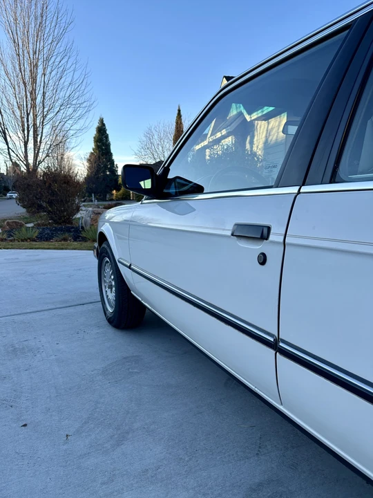 1985 BMW E30 3 Series - Image 10 of 31