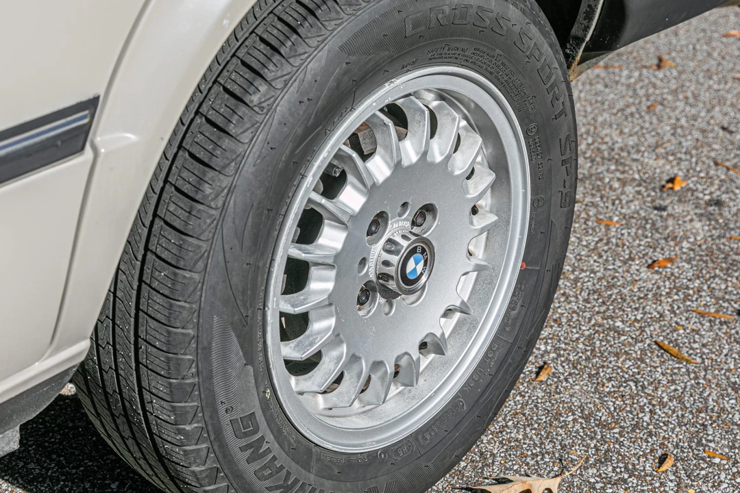 1985 BMW E30 3 Series - Image 17 of 31