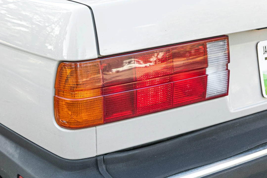 1985 BMW E30 3 Series - Image 22 of 31