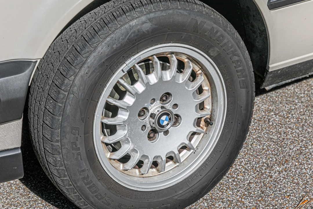 1985 BMW E30 3 Series - Image 16 of 31