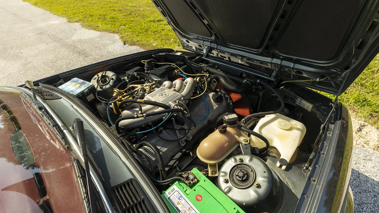 1985 BMW E30 3 Series - Image 7 of 21