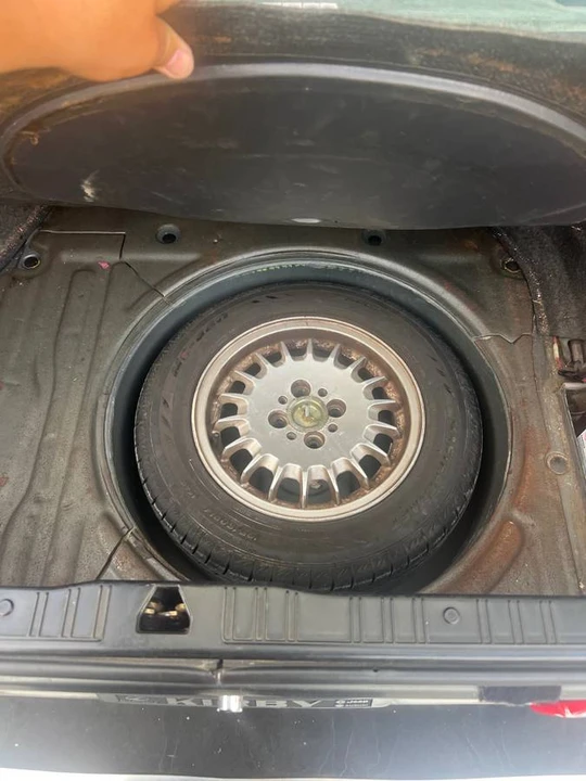 1985 BMW E30 3 Series - Image 10 of 11