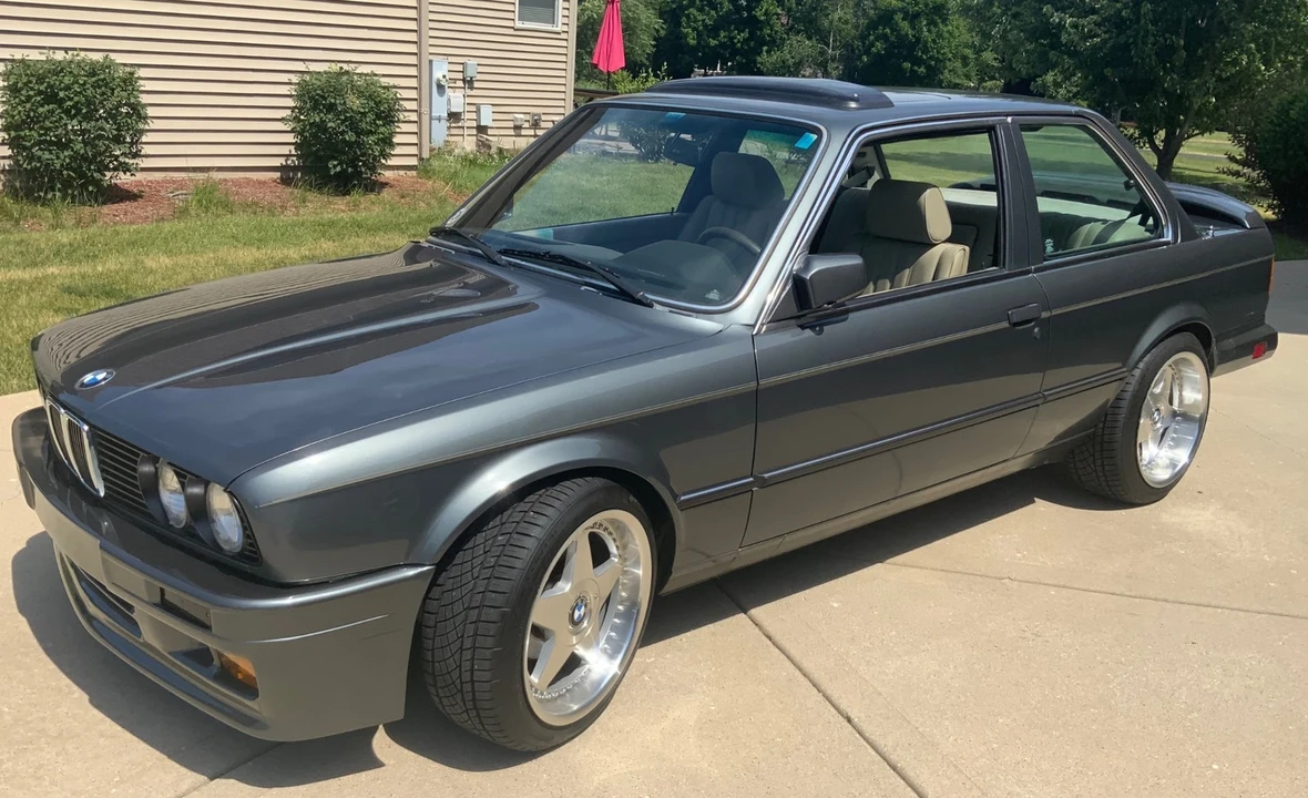 1985 BMW E30 3 Series - Image 2 of 3