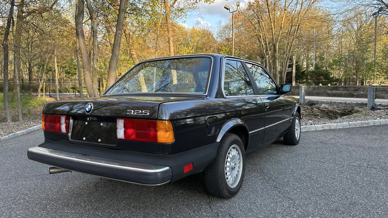 1985 BMW E30 3 Series - Image 16 of 31