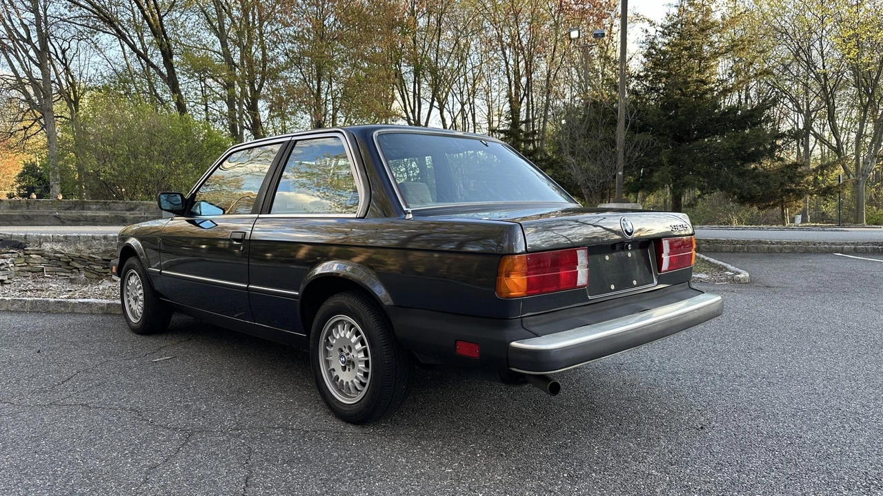 1985 BMW E30 3 Series - Image 20 of 31
