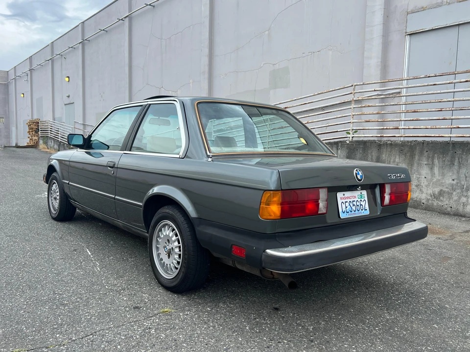 1985 BMW E30 3 Series - Image 16 of 31