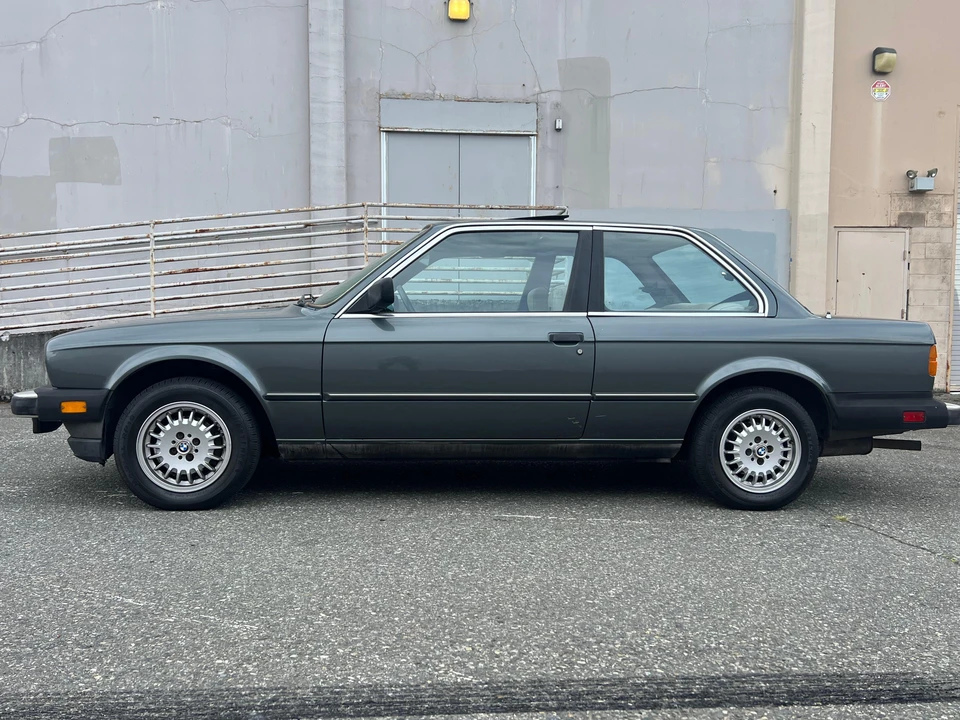 1985 BMW E30 3 Series - Image 12 of 31