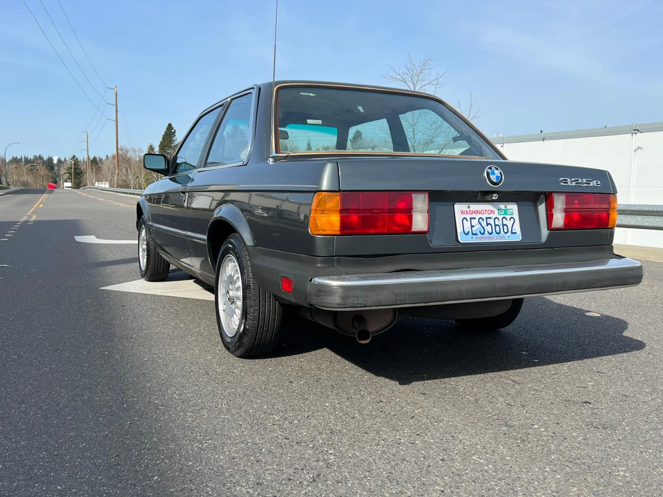 1985 BMW E30 3 Series - Image 17 of 31