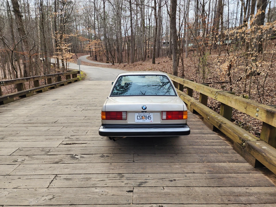 1985 BMW E30 3 Series - Image 13 of 31