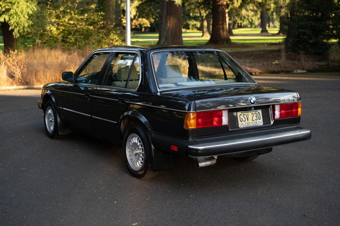1985 BMW E30 3 Series - Image 16 of 31