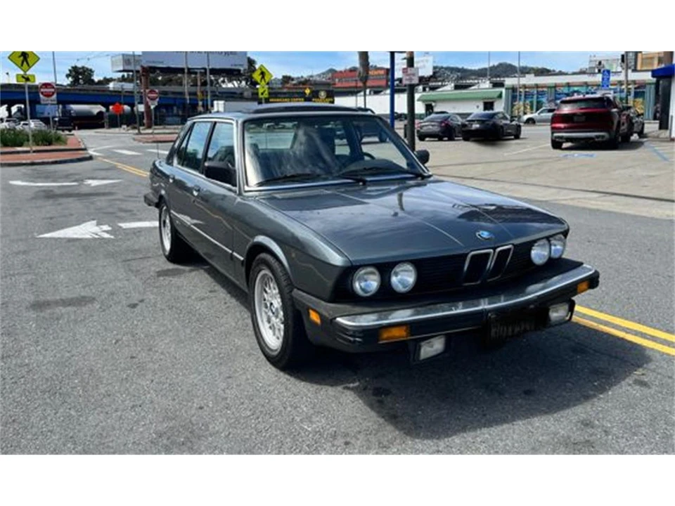 1985 BMW E28 5 Series - Image 2 of 12