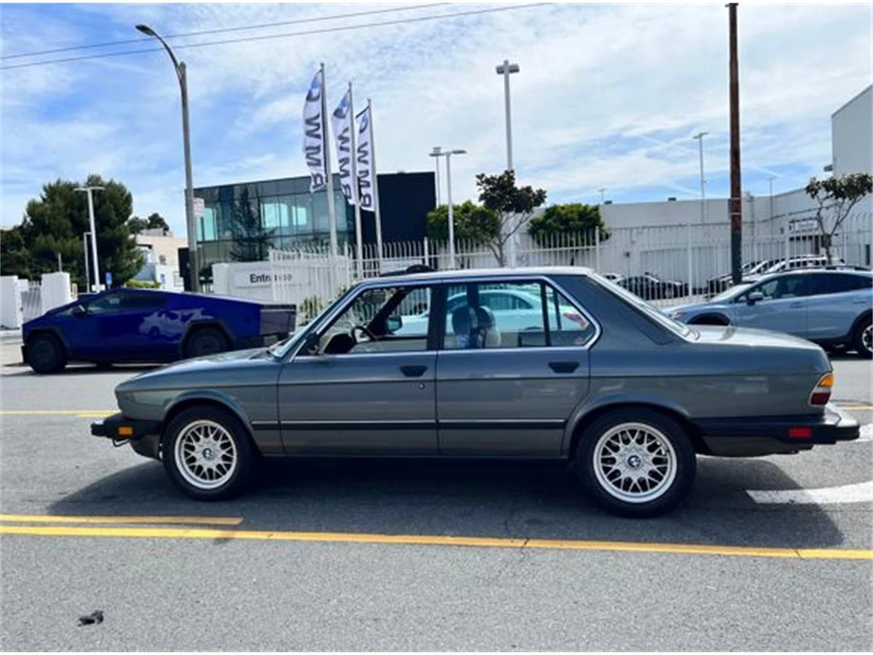 1985 BMW E28 5 Series - Image 4 of 12