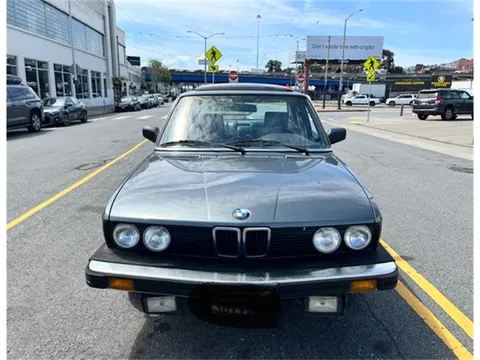 1985 BMW 535i E28