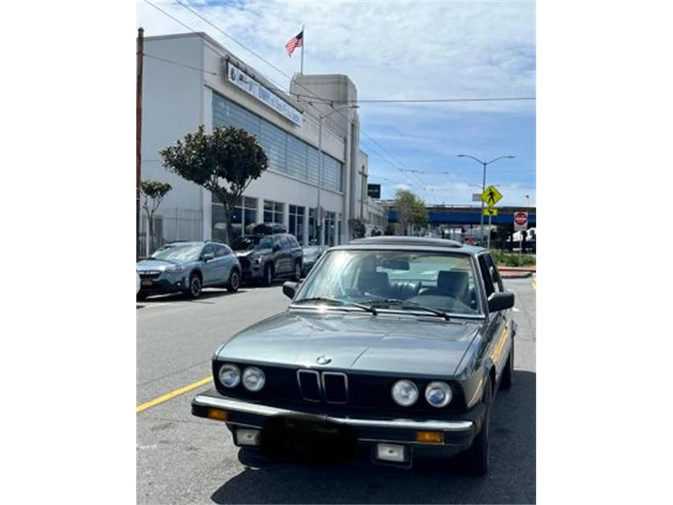 1985 BMW E28 5 Series - Image 7 of 12