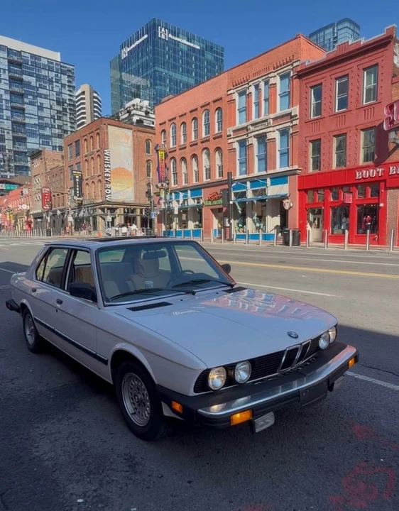 1985 BMW E28 5 Series - Image 10 of 18