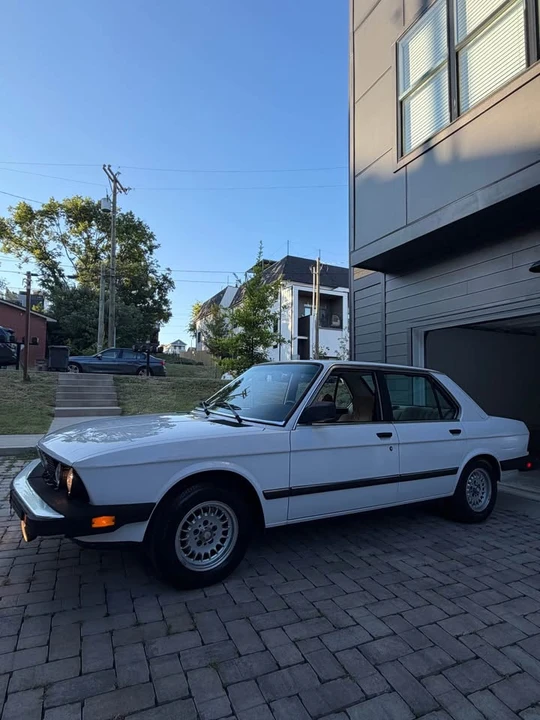 1985 BMW E28 5 Series - Image 17 of 18