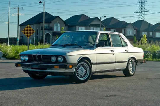1985 BMW 5 Series 528e