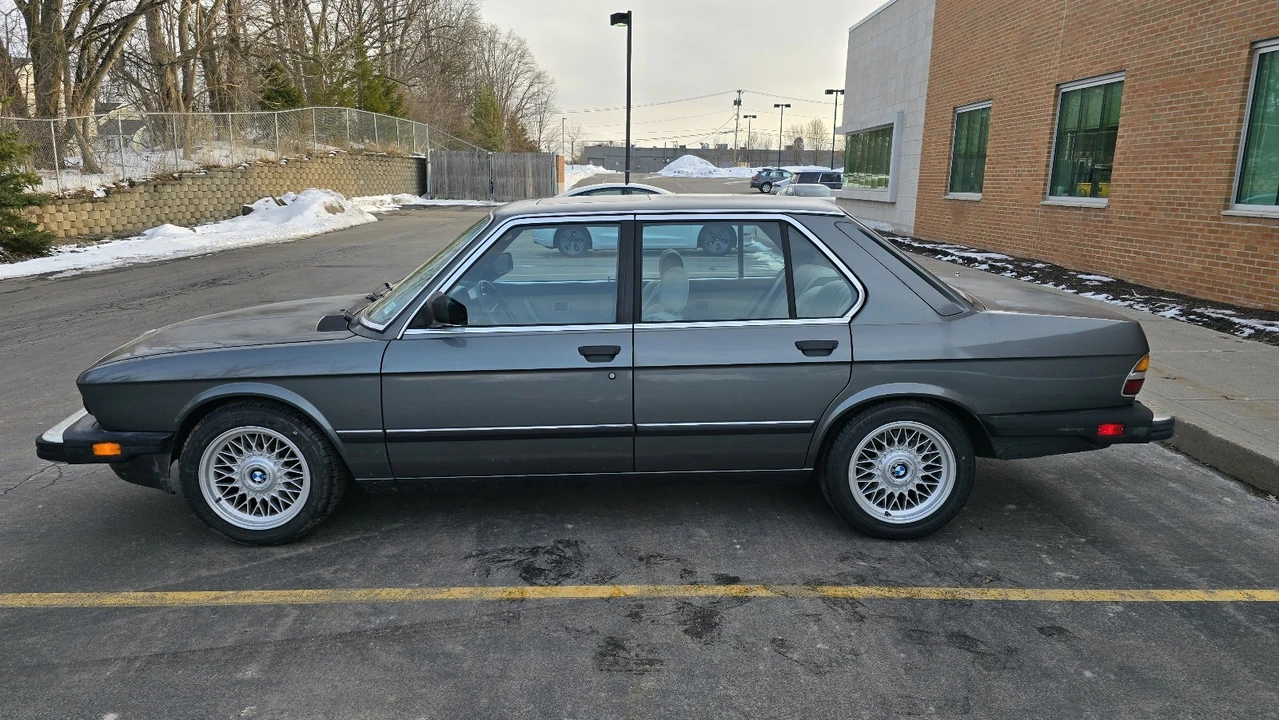 1985 BMW E28 5 Series - Image 11 of 21