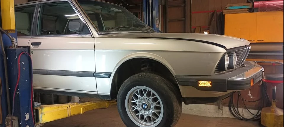 1985 BMW E28 5 Series - Image 4 of 8