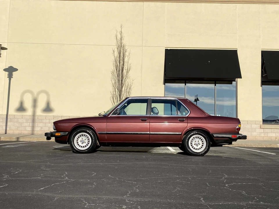 1985 BMW E28 5 Series - Image 5 of 31