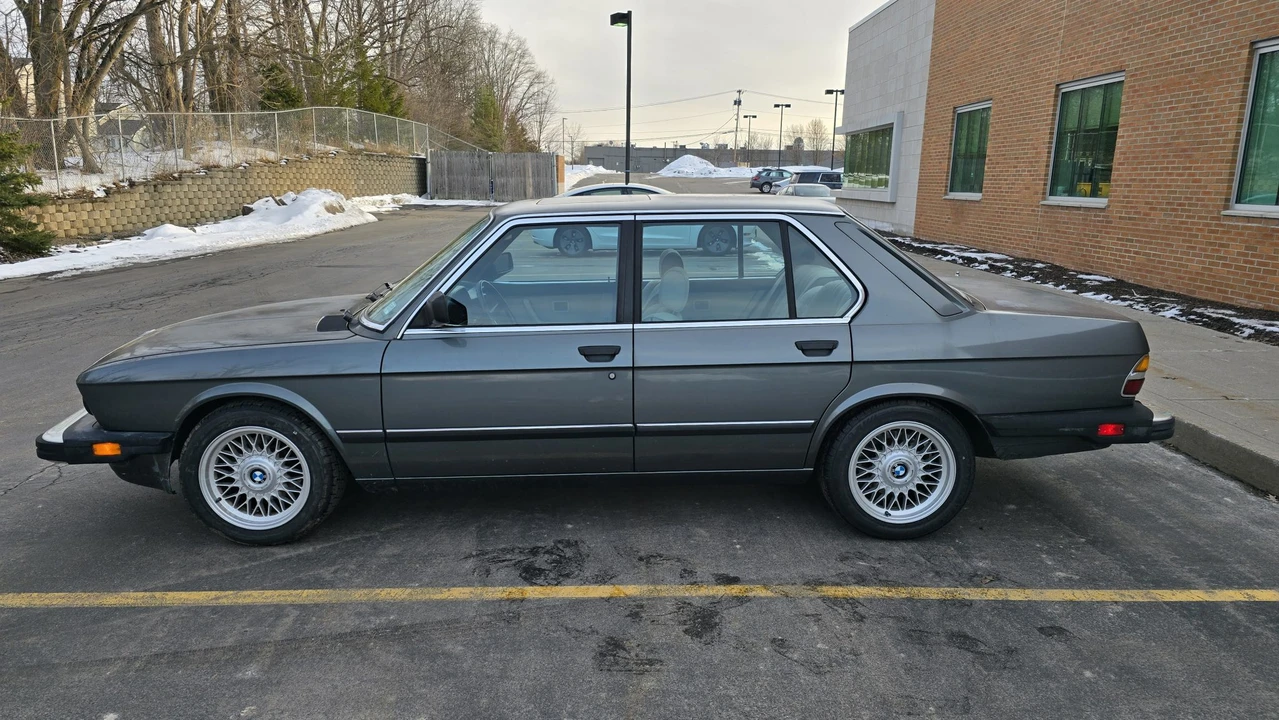 1985 BMW E28 5 Series - Image 29 of 31