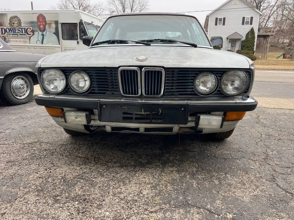1985 BMW E28 5 Series - Image 7 of 23