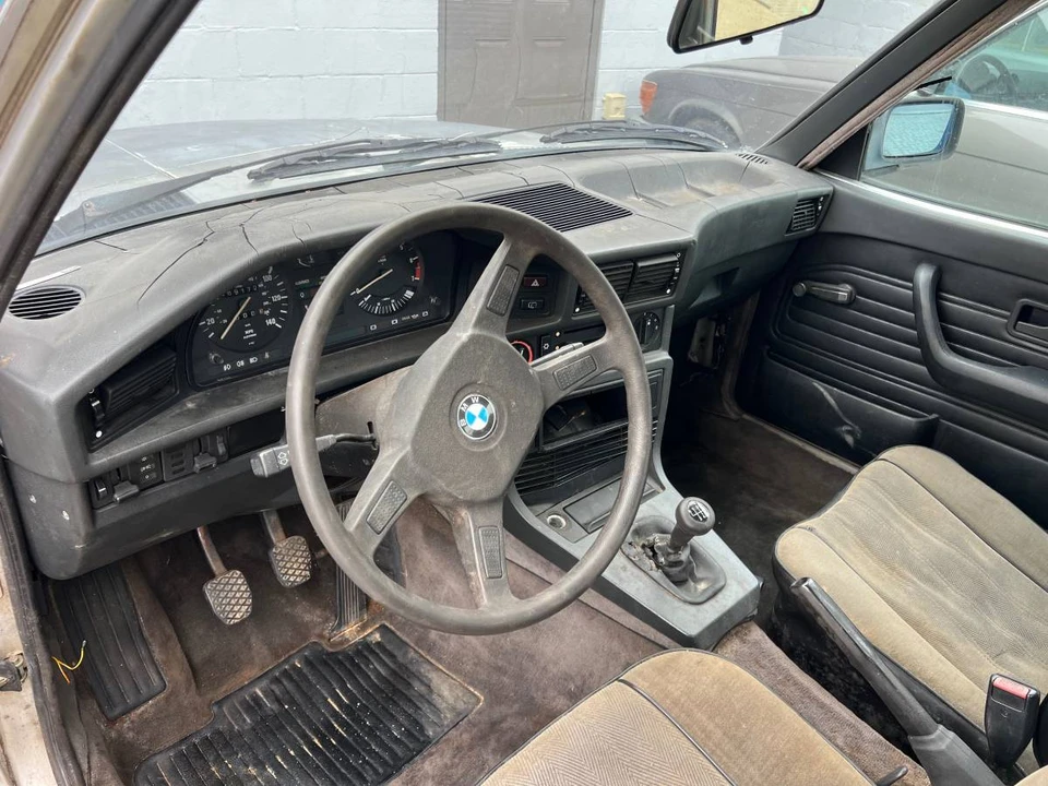 1985 BMW E28 5 Series - Image 11 of 21