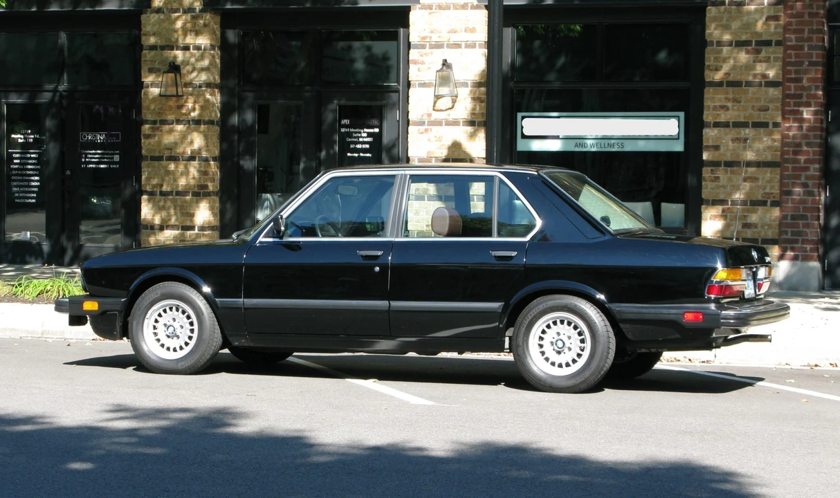 1985 BMW E28 5 Series - Image 4 of 31