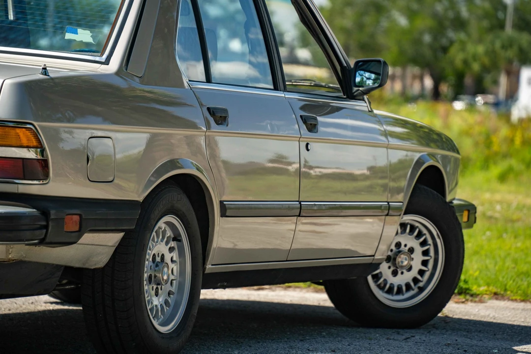 1985 BMW E28 5 Series - Image 28 of 31