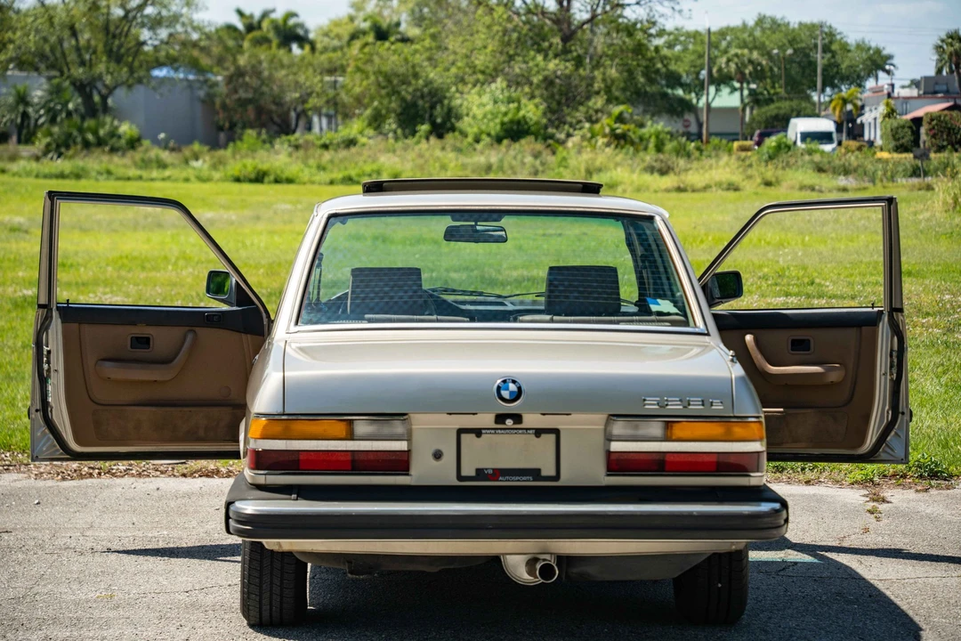 1985 BMW E28 5 Series - Image 9 of 31