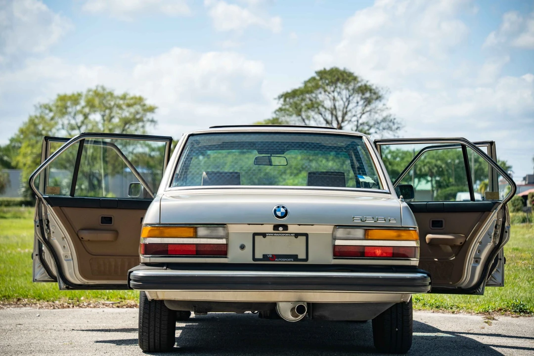 1985 BMW E28 5 Series - Image 10 of 31