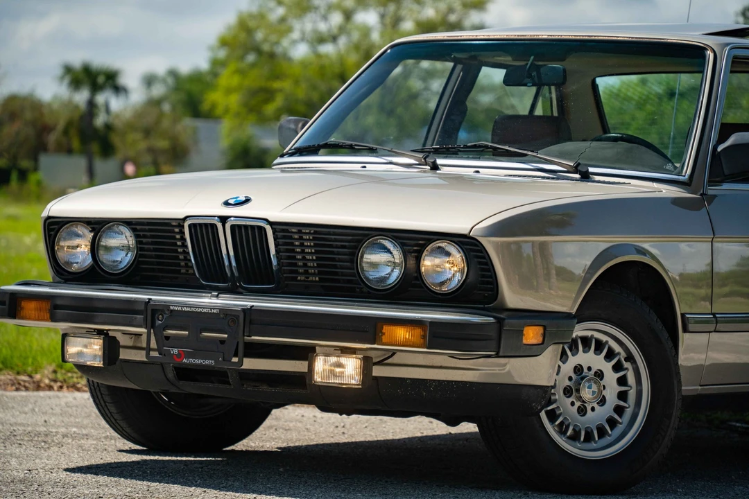 1985 BMW E28 5 Series - Image 24 of 31