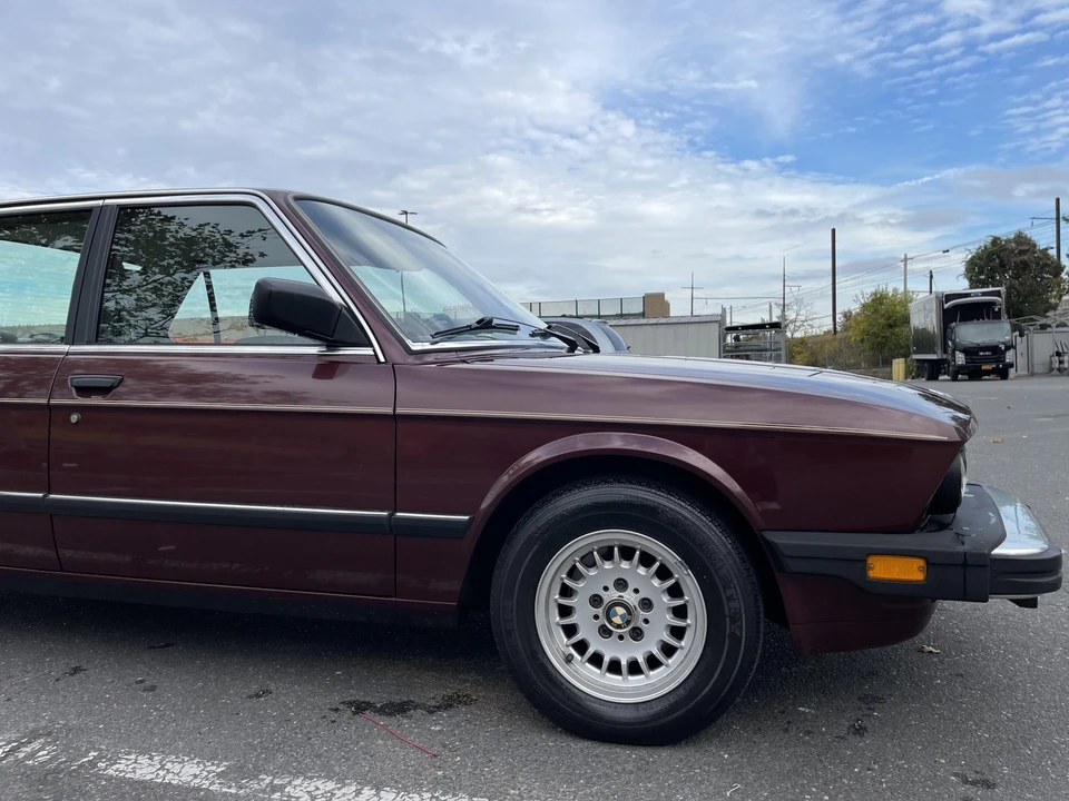 1985 BMW E28 5 Series - Image 30 of 31
