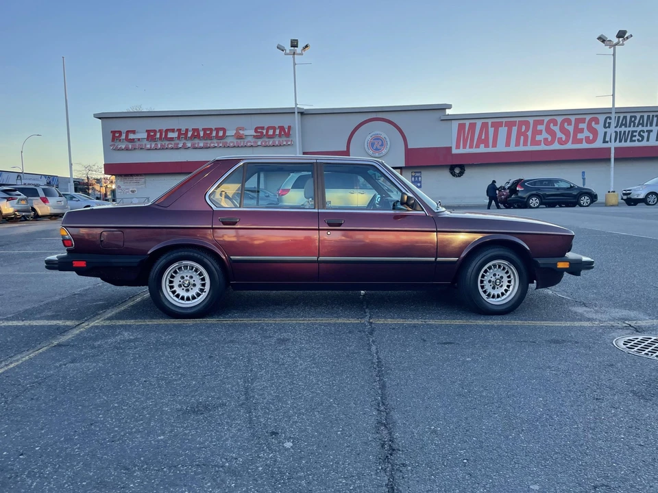 1985 BMW E28 5 Series - Image 19 of 31